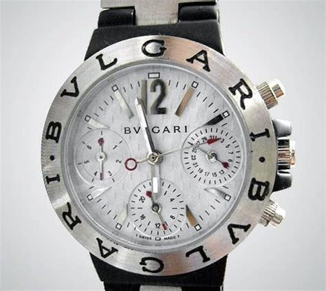 como saber si un reloj bvlgari es original|Descubre la autenticidad de tu reloj: Pasos para.